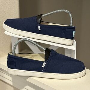 TOMS Classic Canvas Shoes Girls Youth Size 5Y Navy Blue Slip On Casual Shoes